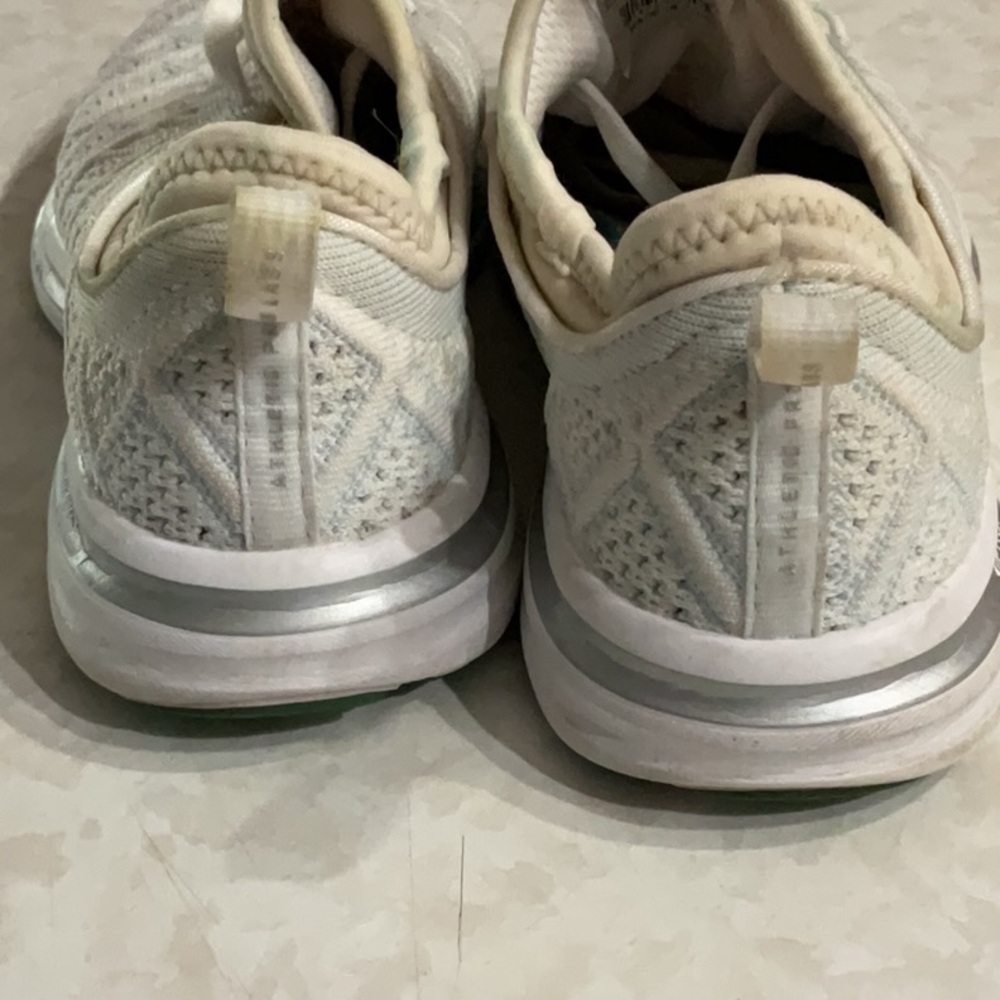 APL women’s Off-White Athletic Shoes size 7.5 - Picture 2 of 4
